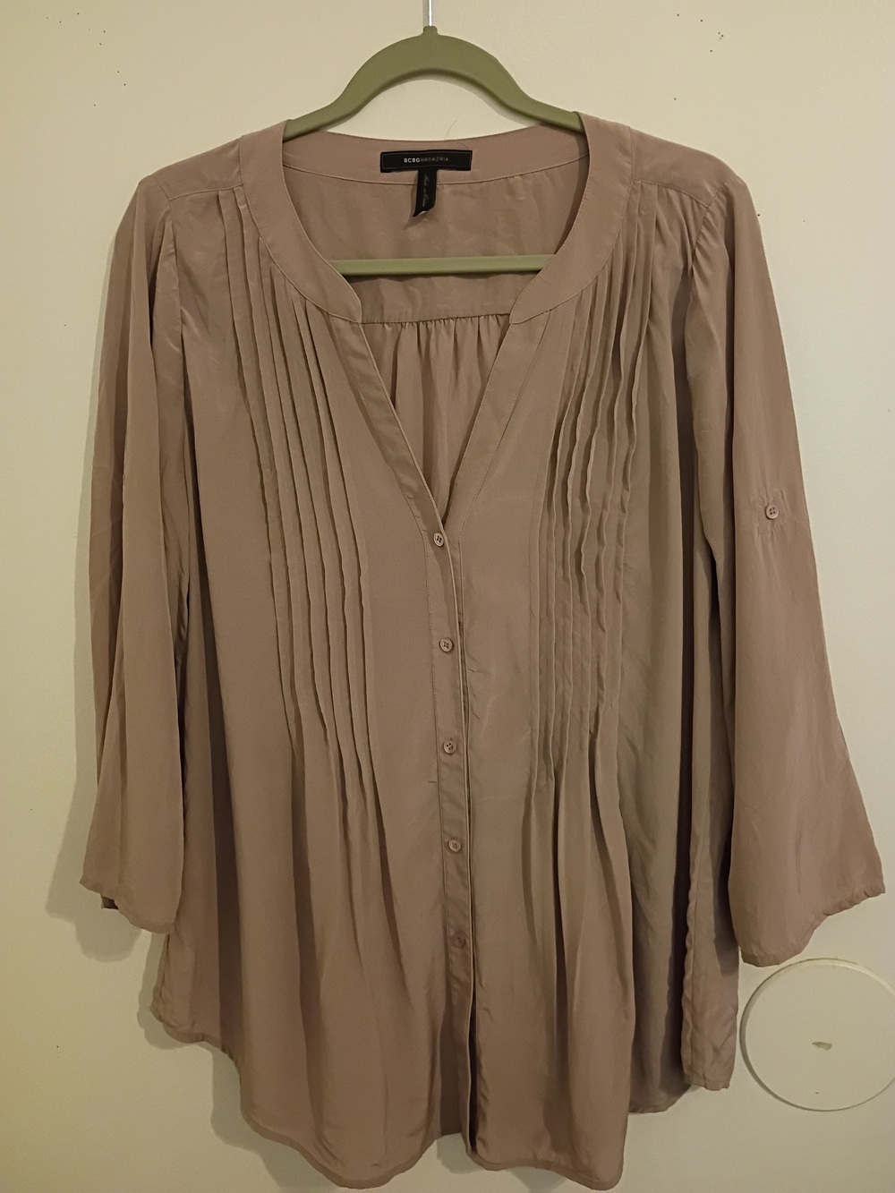 BCBGMAXAZRIA Taupe Pintuck Button-Front Women's Blouse Silk Sz M